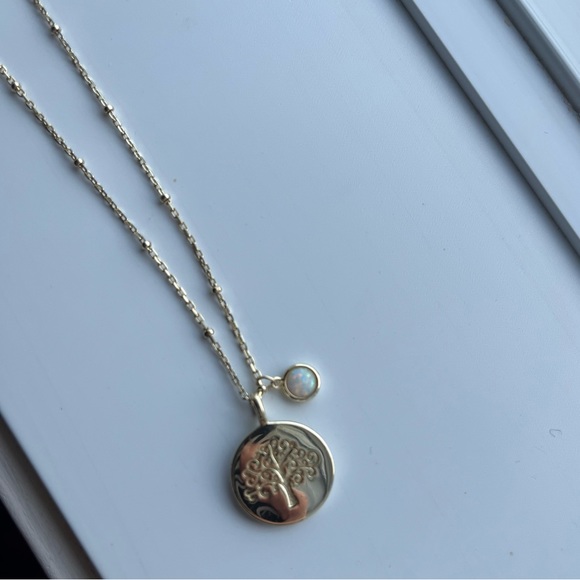 Tree of Life Necklace - Picture 4 of 5